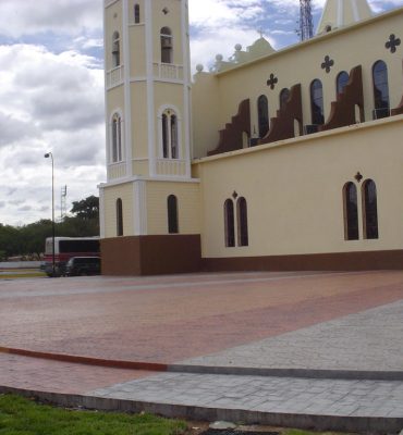 Iglesia-La-Coromoto,-Barquisimeto (2)